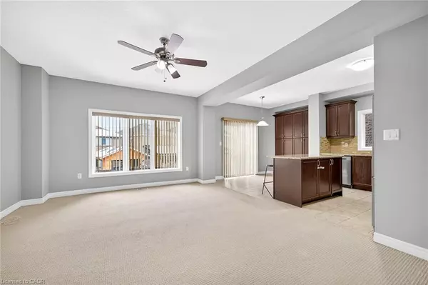 Ancaster, ON L9K 0E9,61 Irwin Avenue