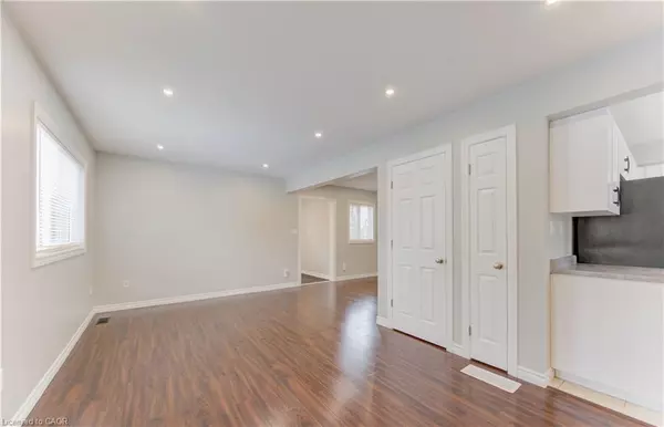 Kitchener, ON N2A 1X8,47 Broadview Avenue