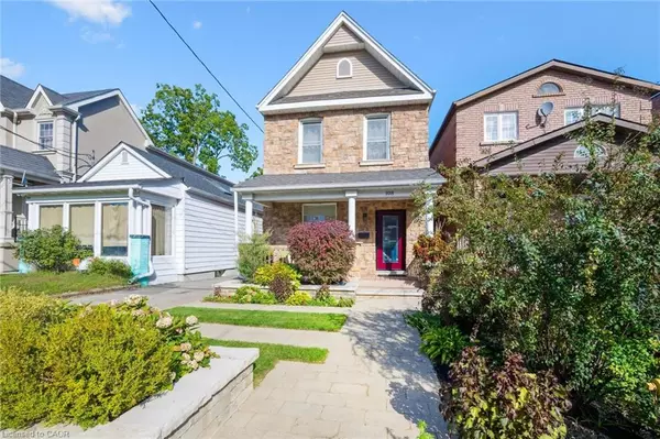 Toronto, ON M4C 2N9,108 Barker Avenue