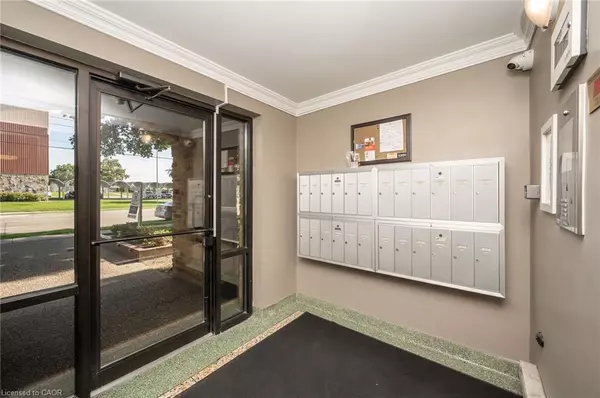 Hamilton, ON L8T 1T2,1212 Fennell Avenue E #303