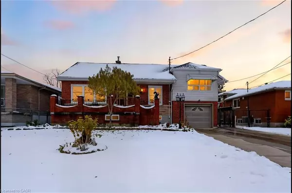 Hamilton, ON L9C 3L2,314 Hawkridge Avenue