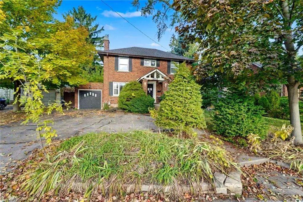 Burlington, ON L7R 1B3,2317 Lakeshore Road