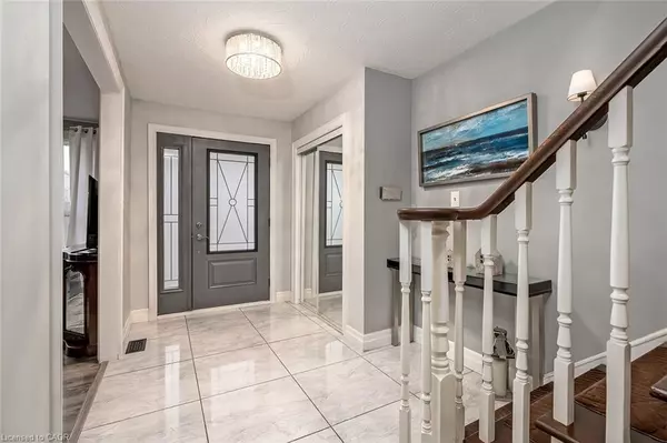 Hamilton, ON L8V 4W8,383 East 24th Street