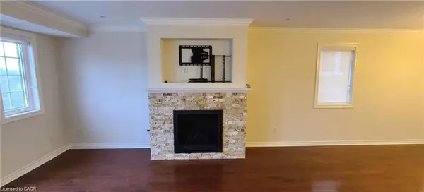 Newmarket, ON L3X 2S7,520 Silken Lauamnn Drive