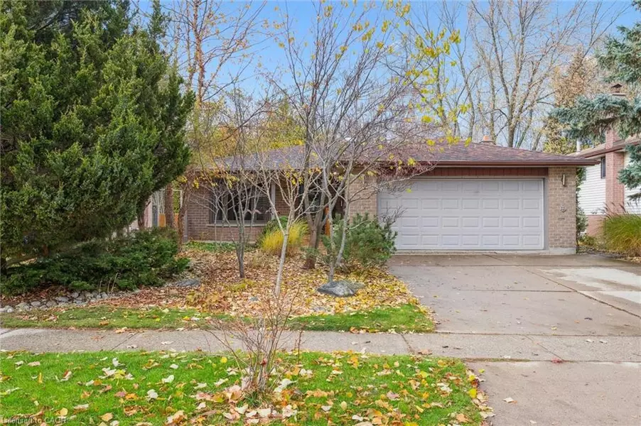 9 Smart Street, Guelph, ON N1G 4L4