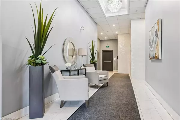 Burlington, ON L7T 0B9,34 Plains Road E #501