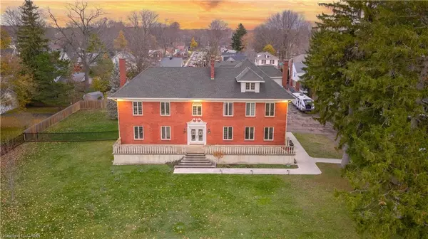 417 Broad Street W, Dunnville, ON N1A 1T4