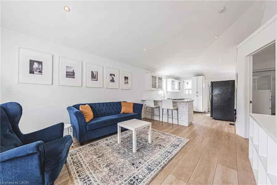 258 West 19th Street, Hamilton, ON L9C 4J4