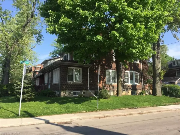 Hamilton, ON L8P 2S5,495 Aberdeen Avenue