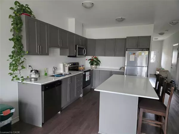 Atwood, ON N0G 1B0,88 Cheryl Avenue