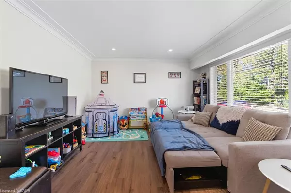 St. Catharines, ON L2P 1E3,11 Rockwood Avenue