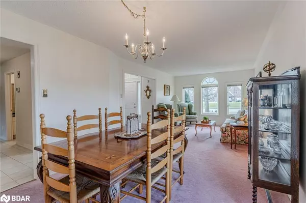 Barrie, ON L4N 7X7,465 Ferndale Drive N