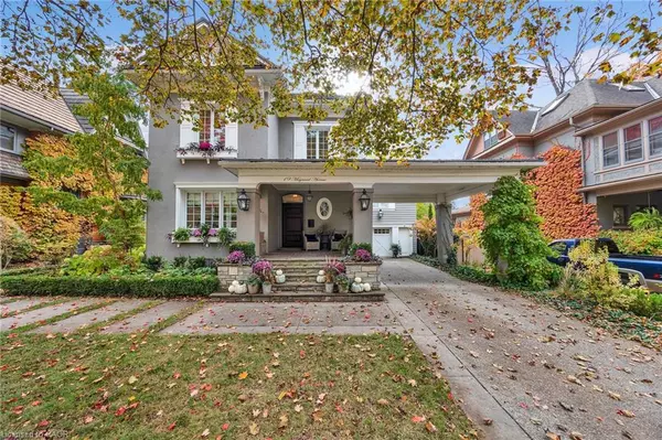 19 Maynard Avenue, Kitchener, ON N2H 4Z6