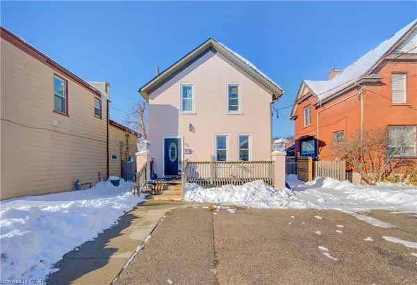 Kitchener, ON N2H 5J8,88 Wellington Street N