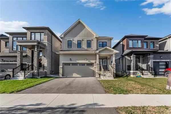 65 Ever Sweet Way, Thorold, ON L2V 0K8