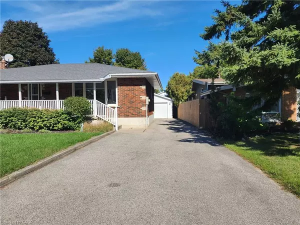 Brantford, ON N3R 5C4,130 Balmoral Drive