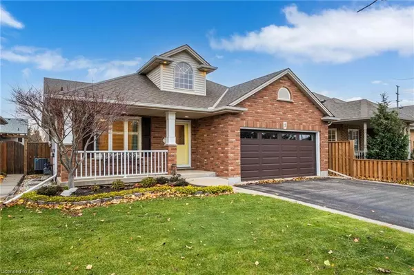 5 Briarwood Drive, St. Catharines, ON L2S 4A7