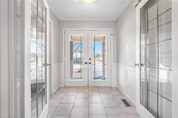 Waterloo, ON N2T 2V4,664 Brandenburg Boulevard