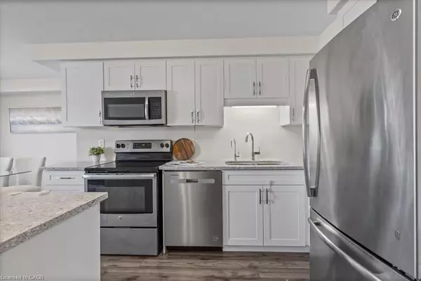 Kitchener, ON N2E 0C2,1989 Ottawa Street S #21D