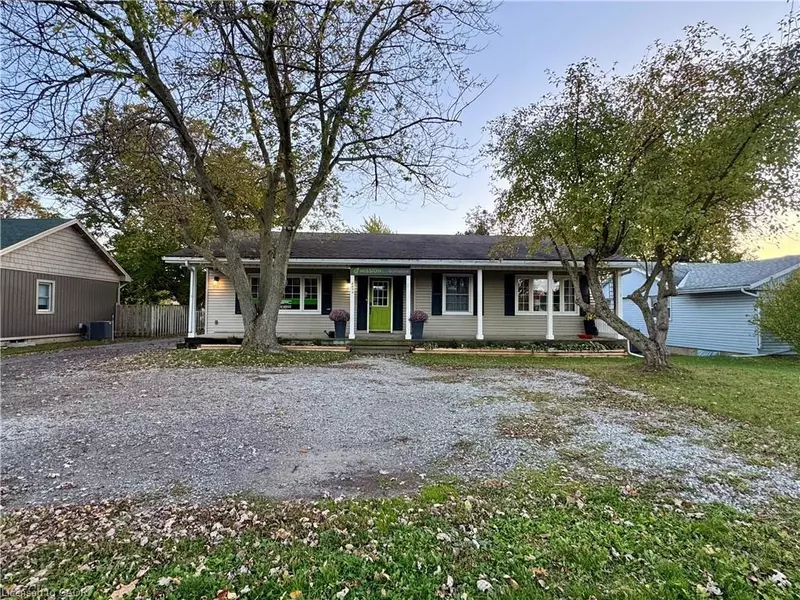 2575 Binbrook Road, Binbrook, ON L0R 1C0