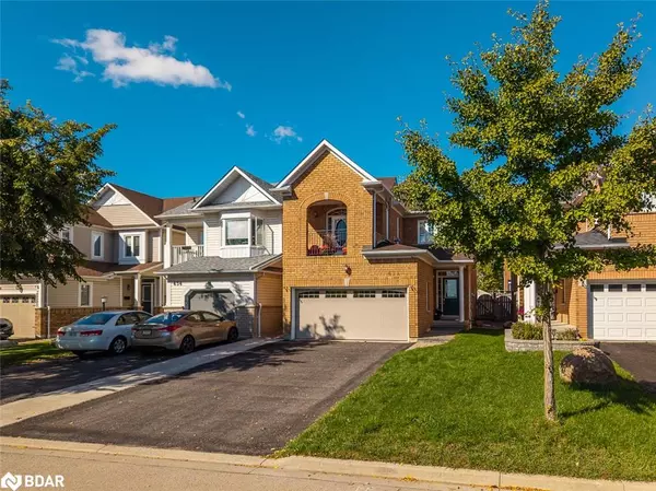 432 Woodsmere Crescent, Pickering, ON L1V 7A4