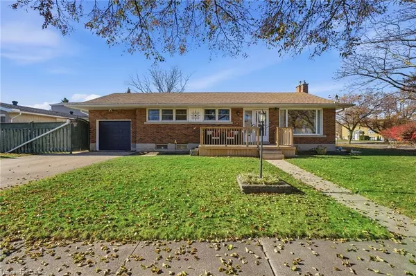 11 Kensington Avenue, Kitchener, ON N2B 1J5