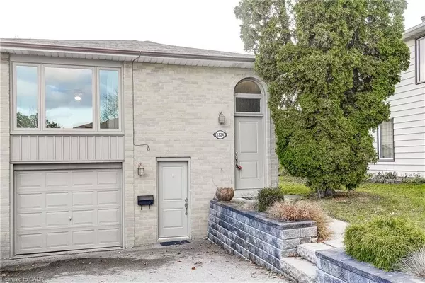 1324 Consort Crescent, Burlington, ON L7M 1J7