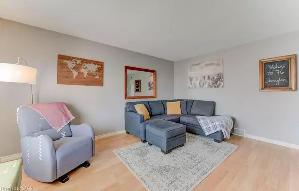 Kitchener, ON N2E 2C5,76 Devonglen Drive