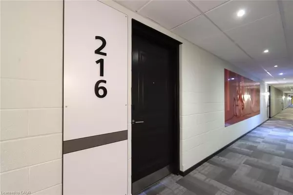 Guelph, ON N1L 0M5,1291 Gordon Street #216