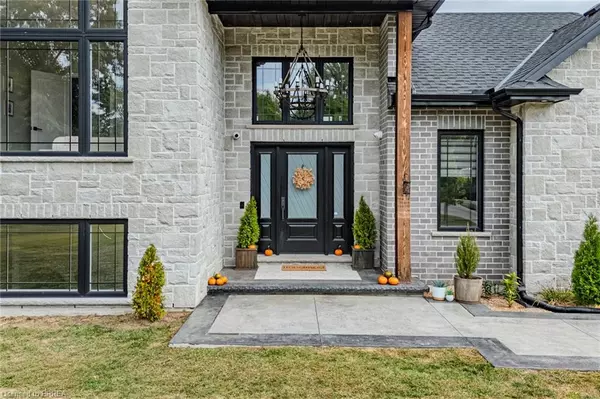 Simcoe, ON N3Y 4J9,1920 Turkey Point Road