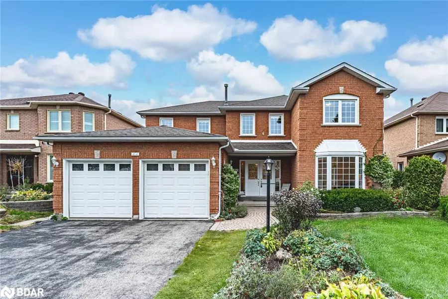 44 Cardinal Street, Barrie, ON L4M 6C9