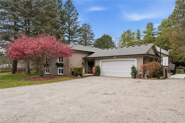 Freelton, ON L8B 1H7,235 11th Concession Road E