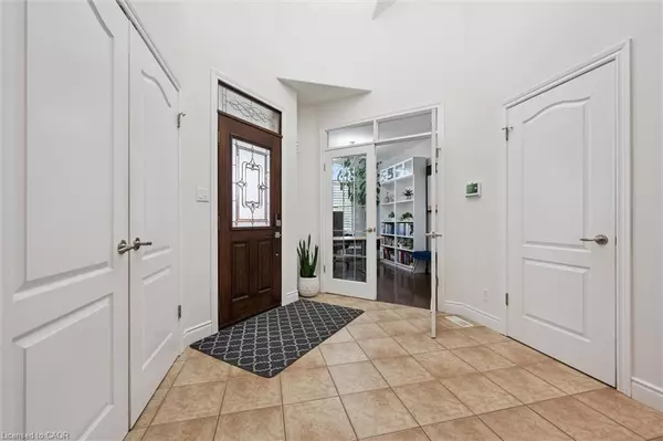 Waterloo, ON N2V 2X9,531 Wood Nettle Way