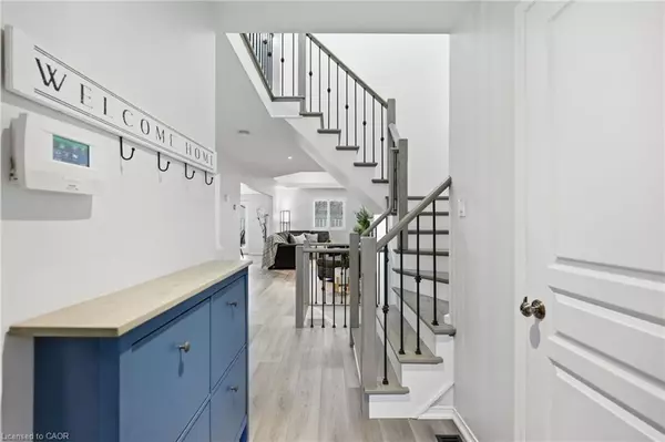 Ancaster, ON L9G 5A3,157 Braithwaite Avenue