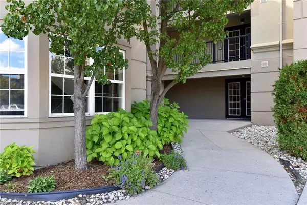 Burlington, ON L7L 7G8,2035 Appleby Line #103