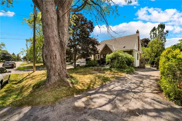 Burlington, ON L7T 1B1,978 North Shore Boulevard W