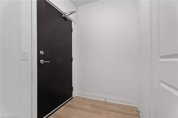 Hamilton, ON L0R 1P0,1936 Rymal Road E #511