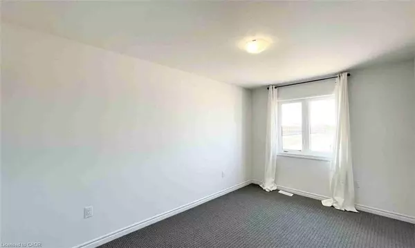 Brantford, ON N3T 0T7,26 Bellhouse Avenue