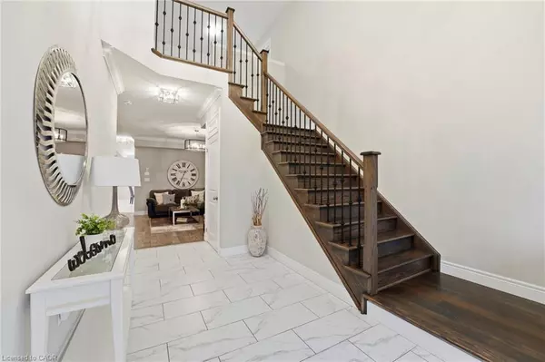 Ancaster, ON L9G 0H9,29 Roselawn Avenue