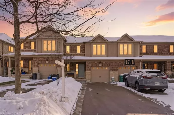 347 Vincent Drive, Ayr, ON N0B 1E0