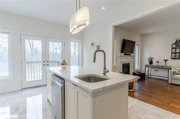 Oro-medonte, ON L0L 2E0,82 Diamond Valley Drive