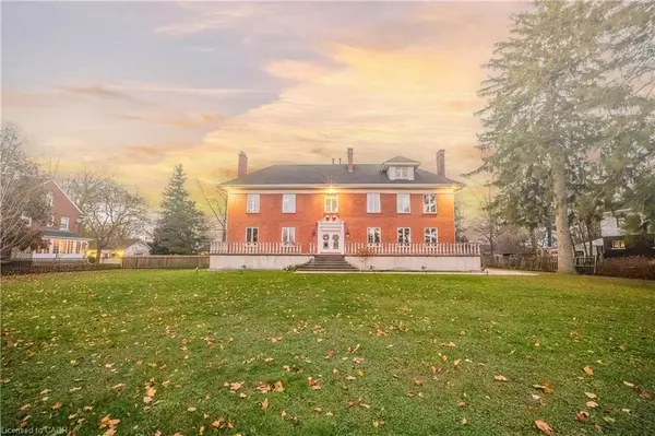 Dunnville, ON N1A 1T4,417 Broad Street W