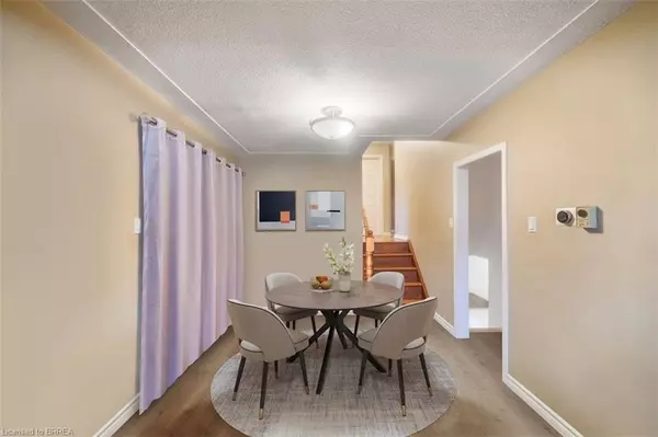 Hamilton, ON L9C 3R2,698 West 5th Street