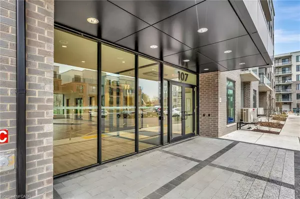 107 Roger Street #516, Waterloo, ON N2J 0G3
