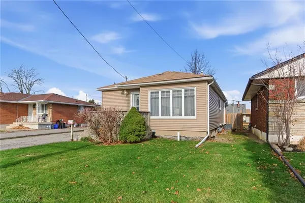 Thorold, ON L2V 3C8,66 Rose Avenue