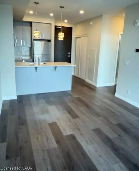 Hamilton, ON L8P 0C6,15 Queen Street S #2308