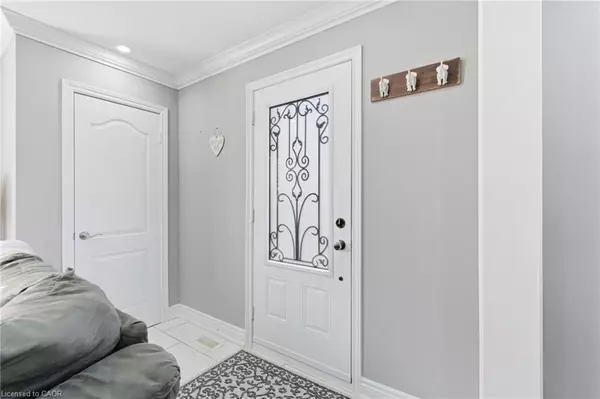 Hamilton, ON L8K 4W1,89 Erin Avenue