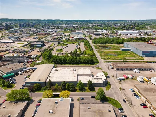 504 Kenora Avenue, Hamilton, ON L8E 3X8