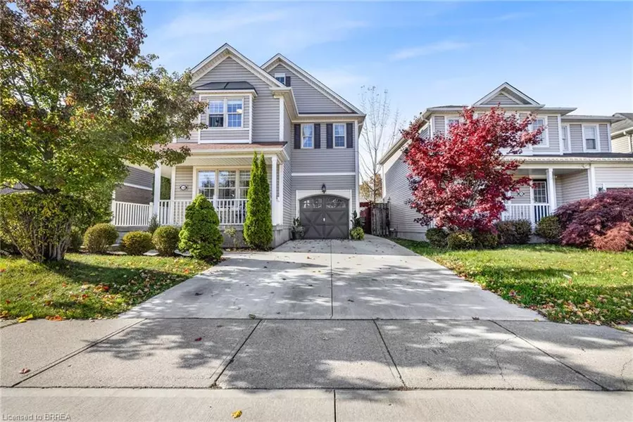 18 Hollinrake Avenue, Brantford, ON N3T 0A6