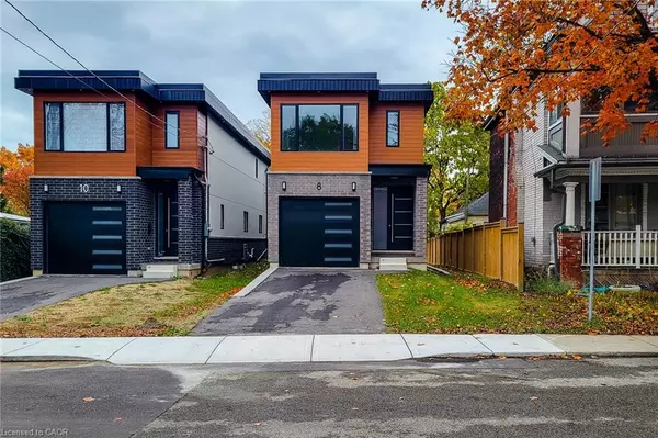 8 Devonport Street, Hamilton, ON L8R 3C6